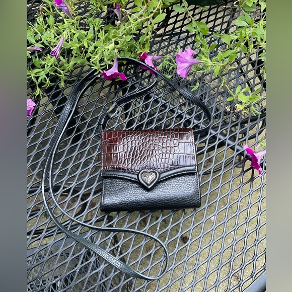 Cute Brighton Black & Brown Silver Heart & Hardware Removable Strap Wallet Bag! - Picture 13 of 16